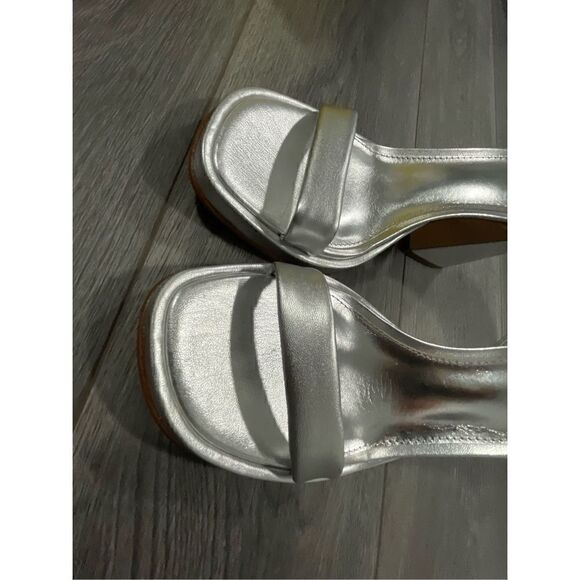 Circus by Sam Edelman Holmes Ankle Strap Sandal Women’s 10 Soft Silver With Box - Picture 5 of 10